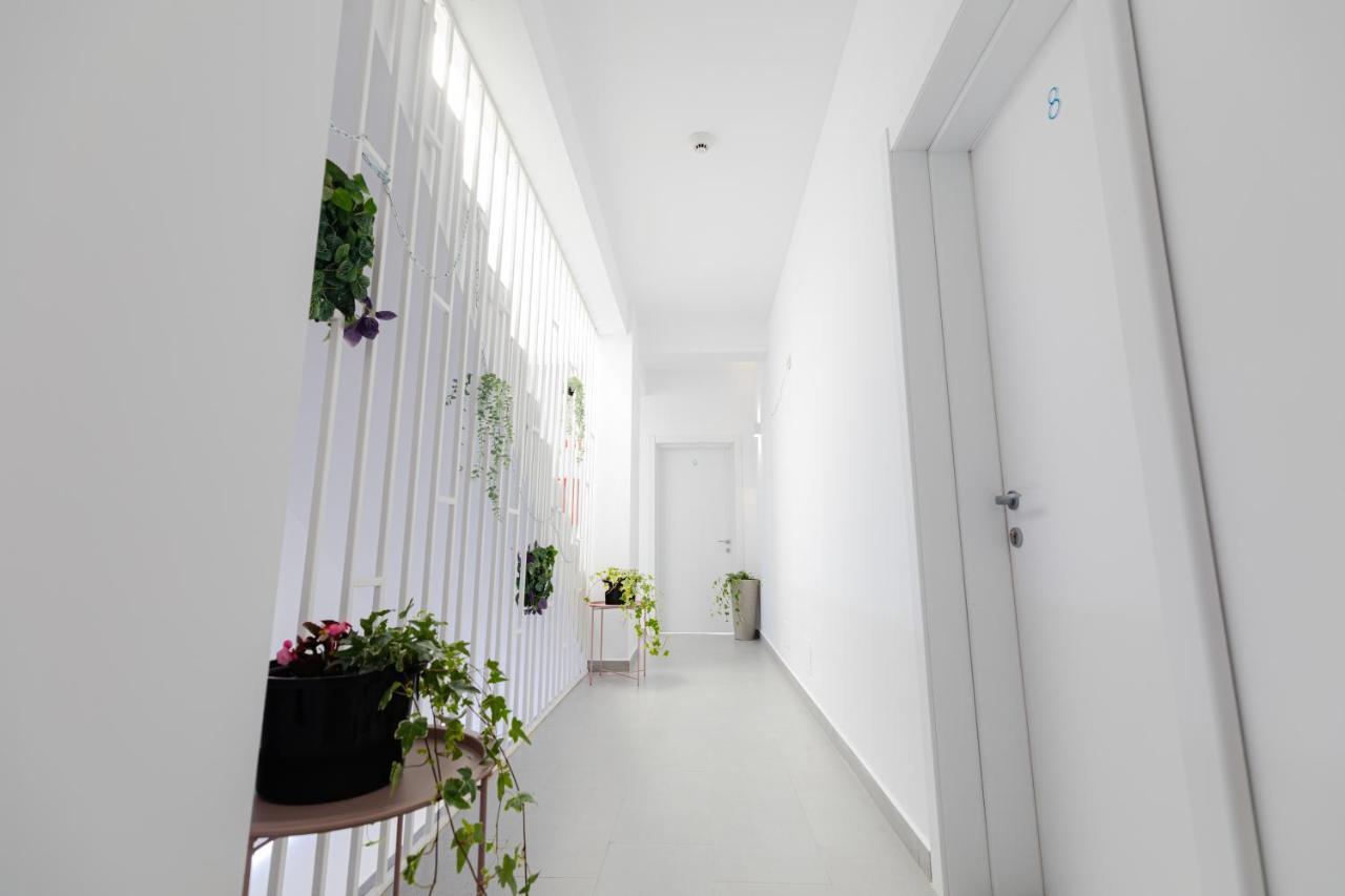Mika Studios เอโฟริเอนอร์ด ภายนอก รูปภาพ