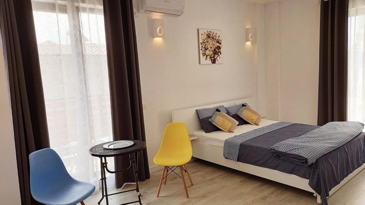 Mika Studios เอโฟริเอนอร์ด ภายนอก รูปภาพ